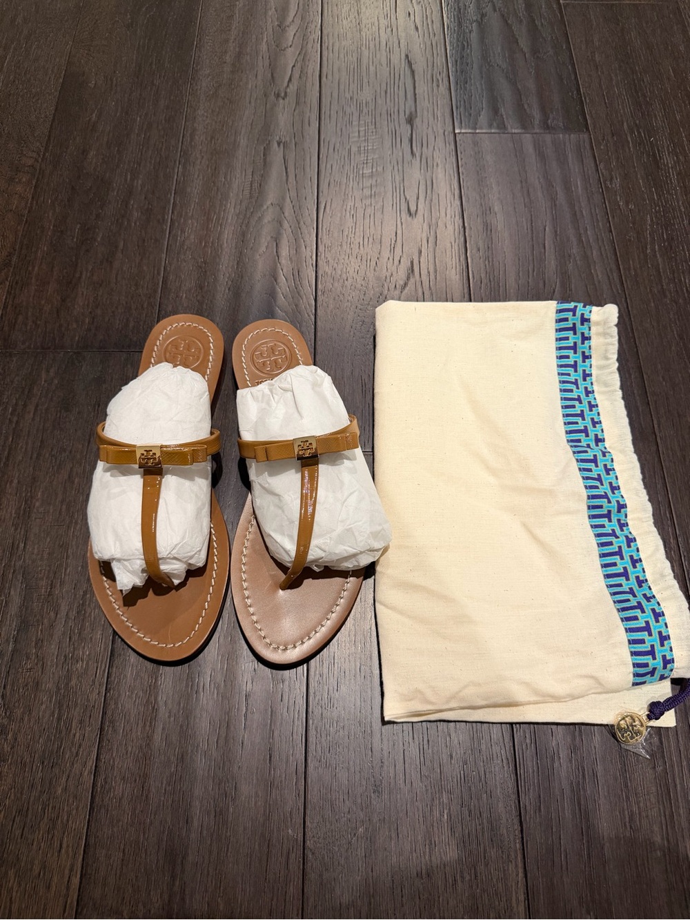 Tory Burch Tan Leather Thong Sandals with Gold Logo
